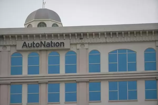 Navigating Economic Bumps: AutoNation's Enduring Investment Appeal