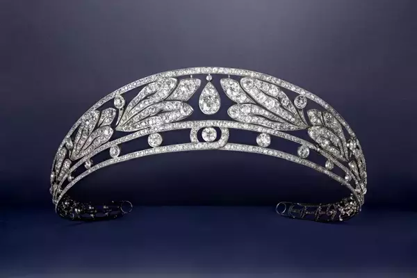 Historic Jewels Take Center Stage at Bonhams' Auction, Featuring a 1920s Boucheron Tiara