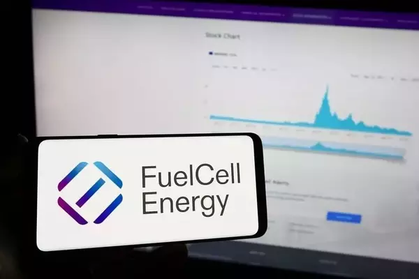 FuelCell Energy's Strategic Focus on Data Centers Drives Growth Amidst Operational Challenges