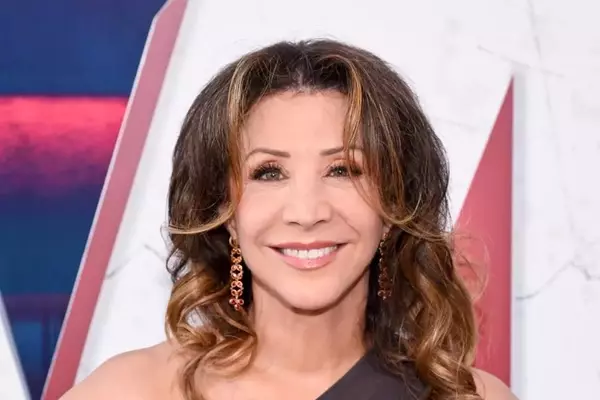 Cheri Oteri's 'Zen Room' Pilot to Premiere at Dances with Films