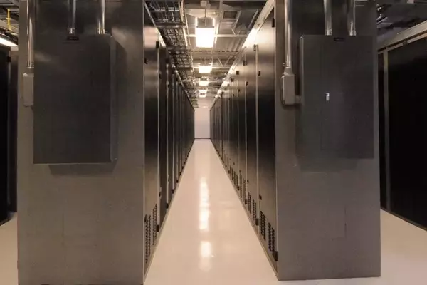 China's Ambitious Data Center Expansion Fuels GDS and Vnet Stock Surge