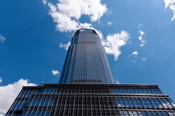 Goldman Sachs: A Hold Rating Amidst Valuation Concerns