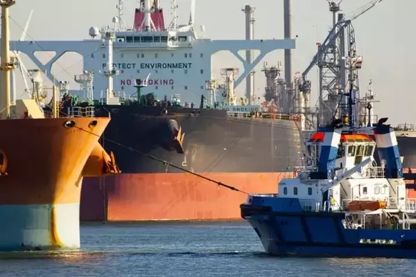Geopolitical Tensions and VLCC Orders: Impact on Inflation and Market Dynamics