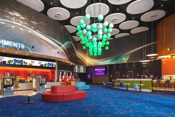Kinepolis Expands U.S. Presence with Showcase Cinemas Acquisition
