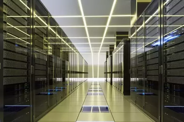 Renewable Energy Investment Surges Amid Data Center Boom and AI-Driven Venture Capital