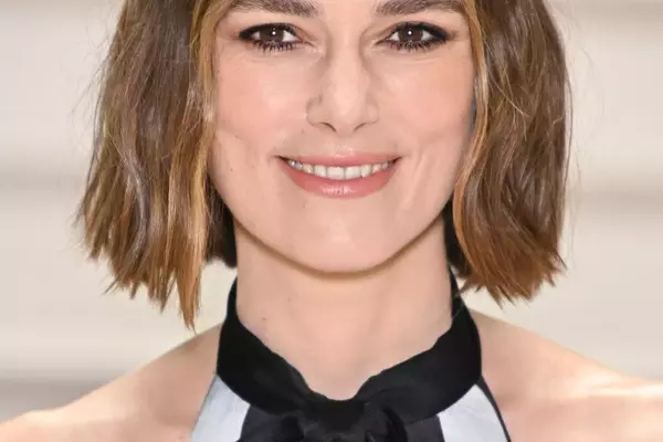 Mastering Your Mane: Hairstyles to Harmonize with Square Face Shapes