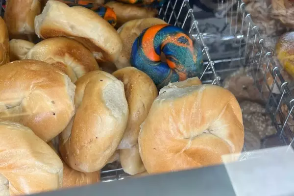 NYC's Culinary Scene Catches Knicks Fever with Themed Delicacies