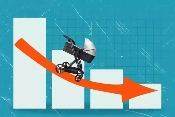 iPhone's Unexpected Role in America's Declining Birth Rate