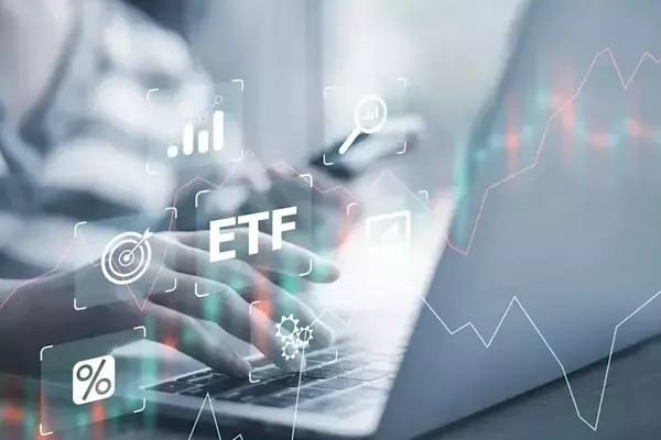 Institutional Investors Shift Focus to XRP ETFs Amidst Bitcoin and Ethereum Outflows