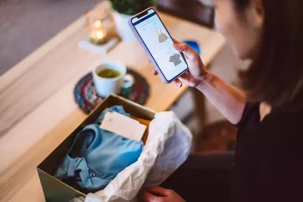 Stitch Fix: A Glimmer of Hope Amidst Persistent Challenges