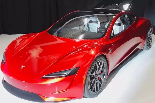 Piper Sandler Analyst Declares Tesla Has Solved Self-Driving Challenge