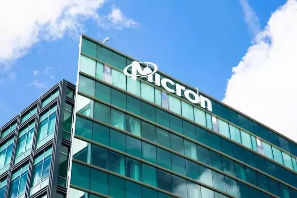 Micron's Market Value Nears Equilibrium: Strategic Put Options Offer Lucrative Short-Term Yields