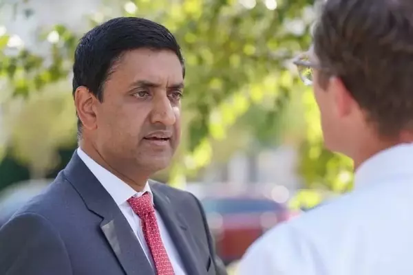 Ro Khanna Questions Wall Street's Praise for Elon Musk's Billionaires, Citing Lack of Recognition for Biden's Job Creation Policies