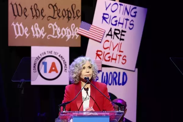 Jane Fonda Advocates for First Amendment Freedoms at "Rise Up, Sing Out" Concert