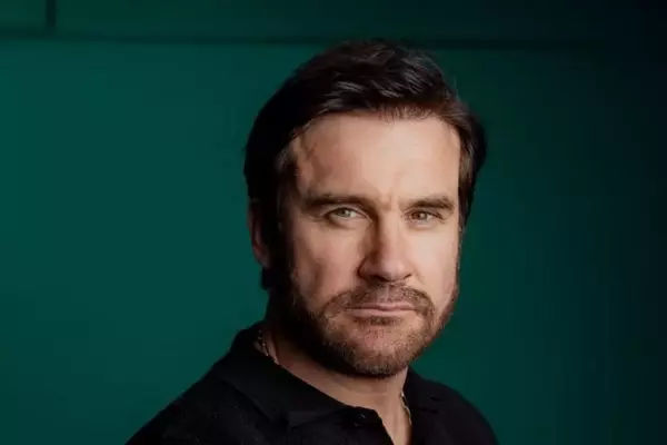 Clive Standen Joins Range Media Partners for Representation