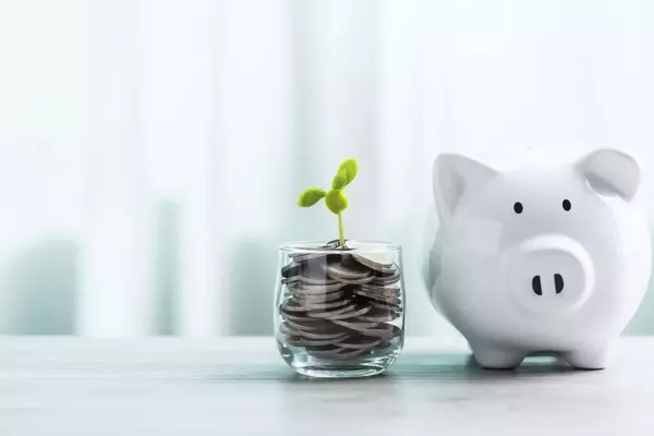 Strategic Investment Moves Amidst Market Peaks: A May 2026 Review