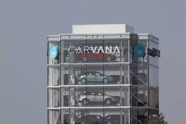 Carvana: A Risky Bet on Credit Market Stability