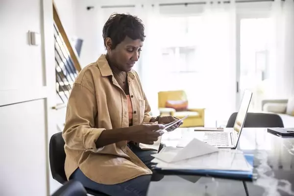Understanding 401(k) Early Withdrawal Penalties and Avoiding Pitfalls