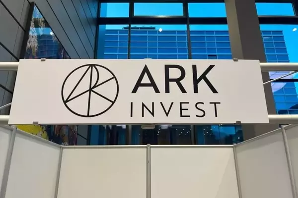 Ark Invest's Strategic Shifts: Divesting Robinhood, Boosting Coinbase and Block Holdings