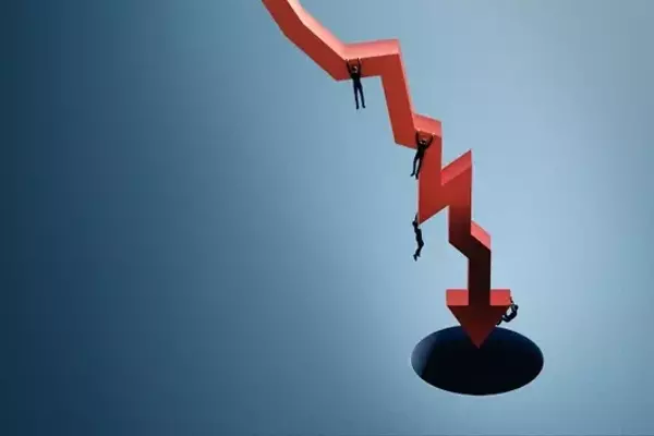 Salesforce: Navigating Growth Amidst Market Shifts