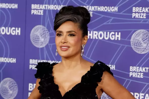 Celebrities Embrace Silver Hair: A Red Carpet Trend