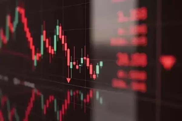 T1 Energy Stock: Navigating Analyst Insights and Market Dynamics