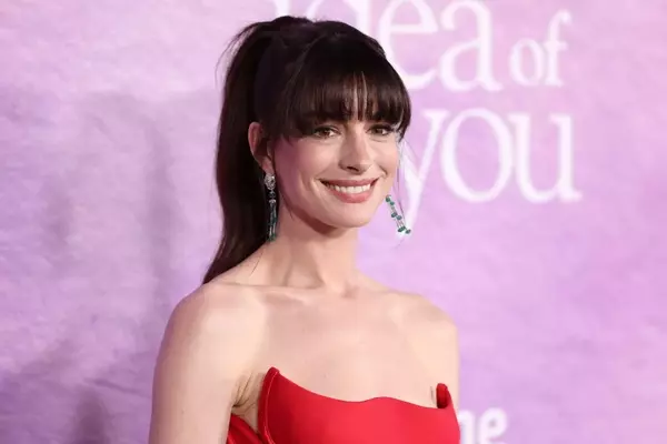 Anne Hathaway Expecting Her Third Child with Husband Adam Shulman