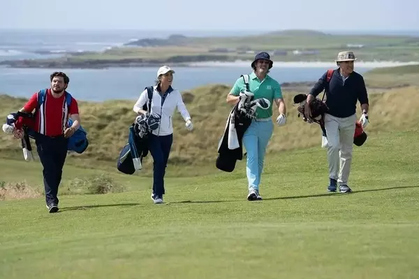 Finnegan's Foursome: A Golf-Themed Family Dramedy Explores Intergenerational Conflict