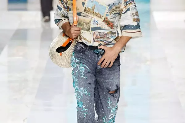 Dolce & Gabbana's Vision for Spring 2027: The Rise of Embellished Party Jeans