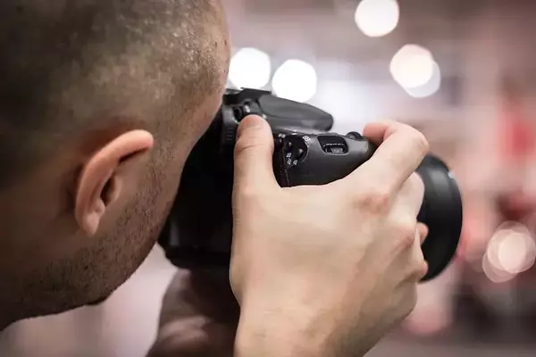 Mixed Reactions on Wall Street to Snap's Specs AR Glasses Launch