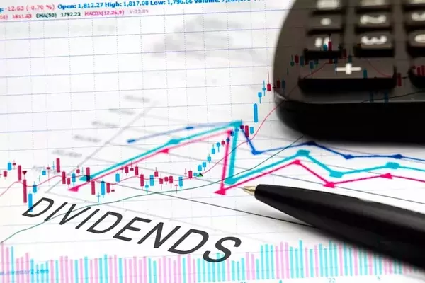 Maximizing Dividend Income: A Deep Dive into Pfizer and Johnson & Johnson Investments