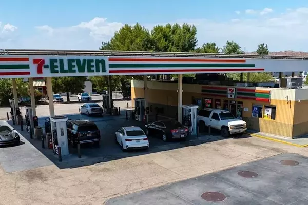 7-Eleven's Fuel Discount Strategy Outpaces Competitors Amidst Fluctuating Gas Prices