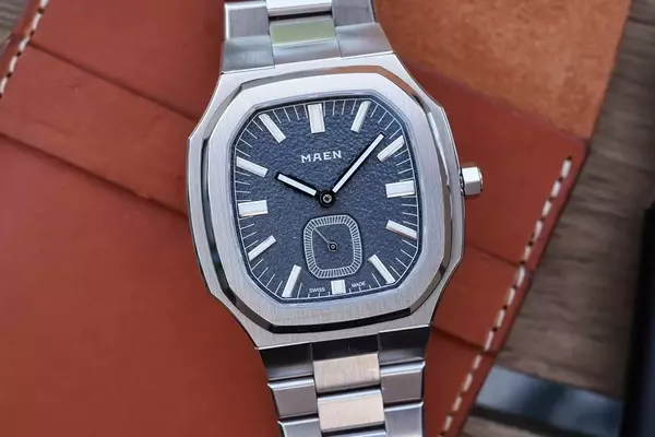 Maen Manhattan 37 Ultra-Thin: A Deeper Look at the Blue Tuscan Dial Edition