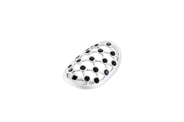 Mellerio Unveils Innovative Nail Adornments in Paris