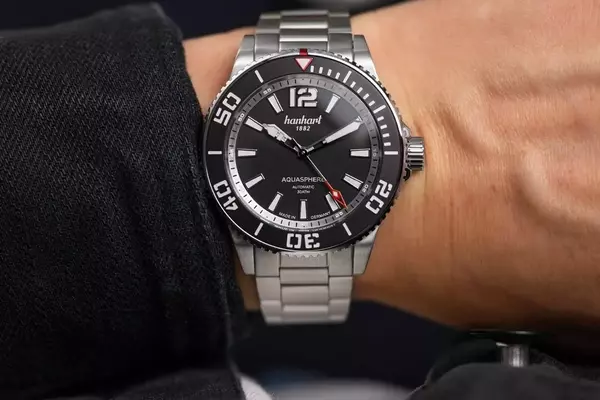 Hanhart Unveils New Aquasphere Matte Black Dive Watch
