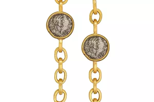 A Curator's Insights on the Latest Jewelry Trends at Vegas Shows