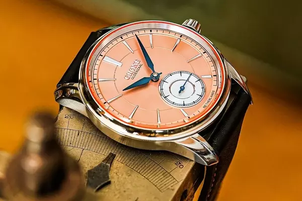 Grøne Oldenzaal Unveils the Horologium: An Attainable Hand-Wound Dress Watch with Distinctive Flair