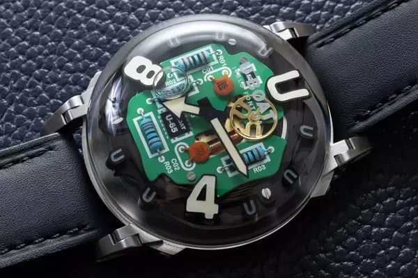 U-Boat U-65 TEK SS: A Fusion of Art and Tool-Inspired Design in an Oil-Filled Watch