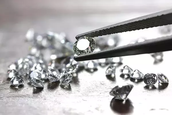 Scientists Melt Diamond, Uncovering Unexpected Properties
