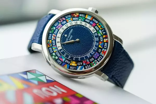 Louis Vuitton Escale Twin Zone: A Masterclass in Elegant Travel Timekeeping