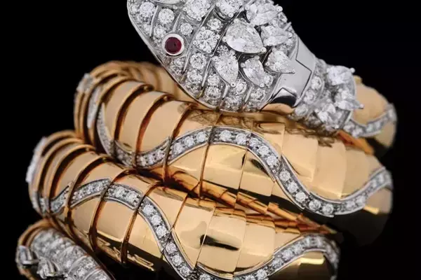 Morphy's September Auction Highlights: Rare Gems and Timepieces