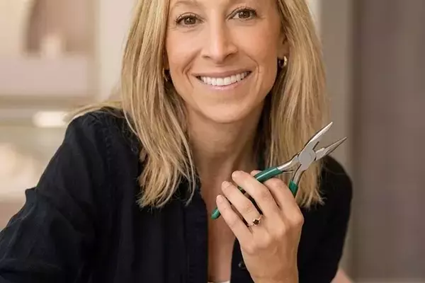 From Educator to Entrepreneur: The Inspiring Journey of Kate Price in Fine Jewelry
