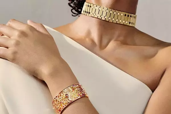 Audemars Piguet Expands into High Jewelry with Royal Oak Collection, Targeting Female Consumers