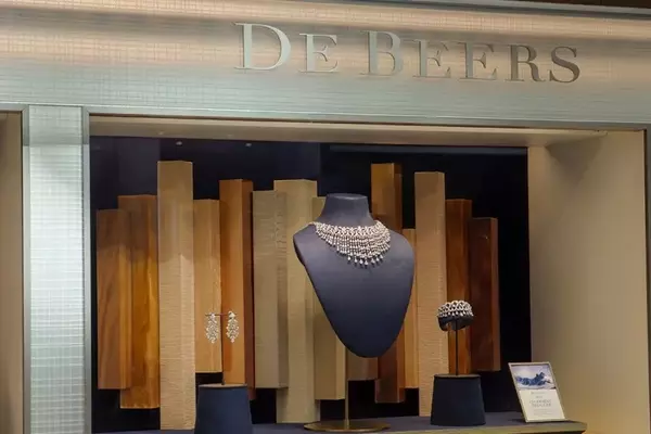 Richemont Considers Joining Bid for De Beers, Signaling Commitment to Natural Diamonds