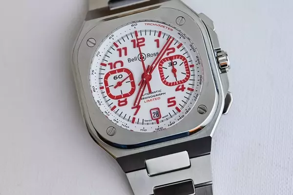 Bell & Ross BR-05 Chrono Snow Rocket: A Tribute to Speed Skiing