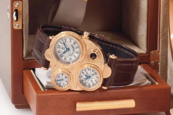 Louis Erard & Vianney Halter Unveil Futur Antérieur: A Homage to Antiqua's Legacy