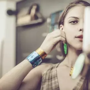 Holiday Spending Shift: Jewelry Purchases Expected to Decline